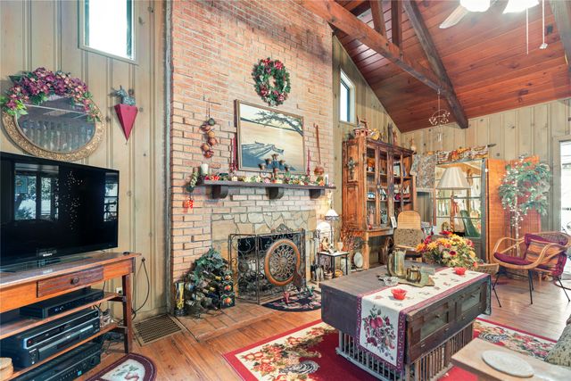 279 Canyon Drive, Whitney, TX 76692