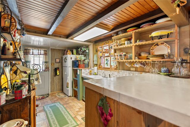 279 Canyon Drive, Whitney, TX 76692