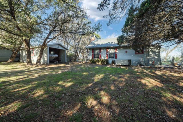 279 Canyon Drive, Whitney, TX 76692