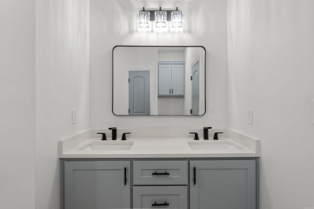 516 Madeleine Circle, Austin, AR 72007