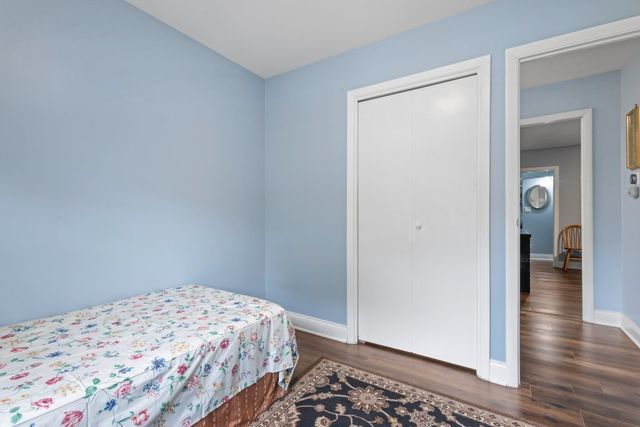 2004 E Parkview Circle, Hoffman Estates, IL 60169