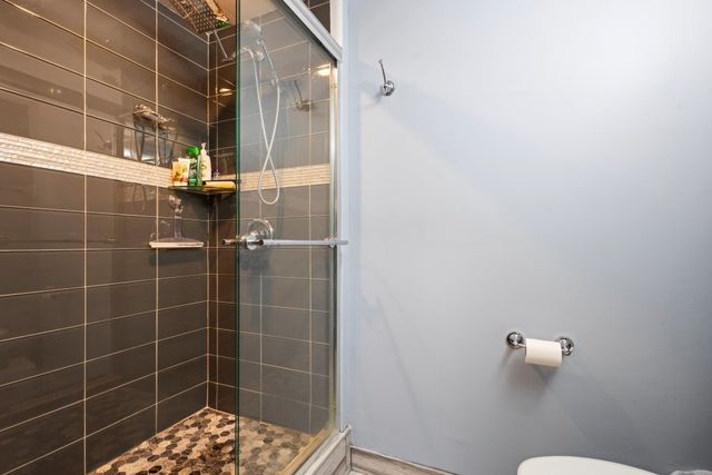 2004 E Parkview Circle, Hoffman Estates, IL 60169