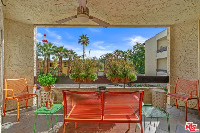 1550 S Camino Real 221, Palm Springs, CA 92264