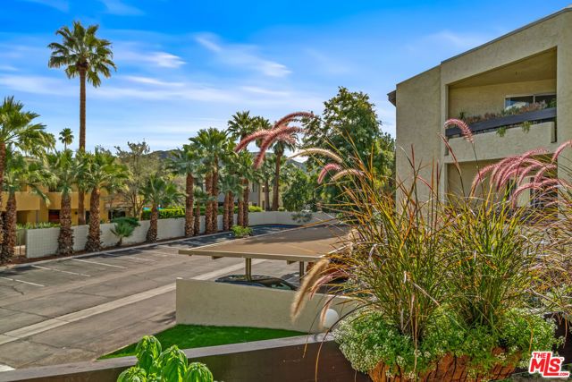 1550 S Camino Real 221, Palm Springs, CA 92264