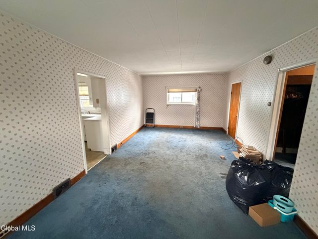 20 Franklin Street, Gloversville, NY 12078