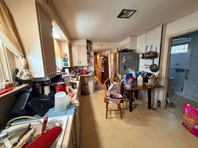 20 Franklin Street, Gloversville, NY 12078