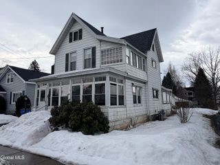 20 Franklin Street, Gloversville, NY 12078