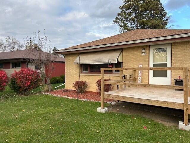 7650 N Delta PLACE, Milwaukee, WI 53223