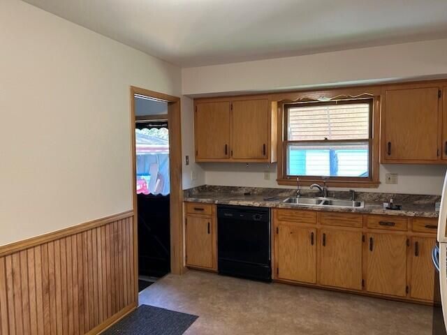 7650 N Delta PLACE, Milwaukee, WI 53223