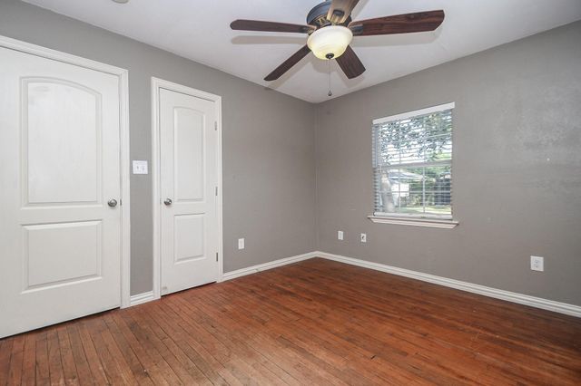 5710 Cherry Street, Houston, TX 77026