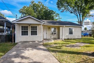5710 Cherry Street, Houston, TX 77026