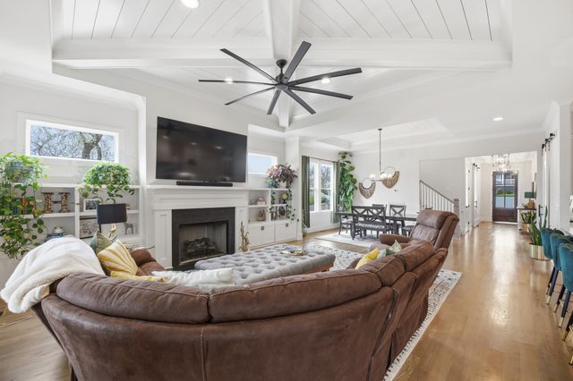 320 Chamberlin St, Nashville, TN 37209