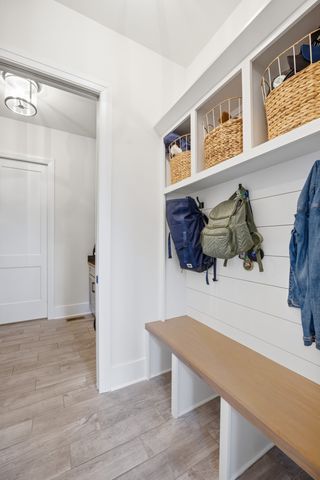 320 Chamberlin St, Nashville, TN 37209