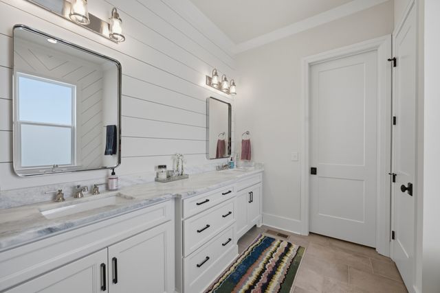 320 Chamberlin St, Nashville, TN 37209