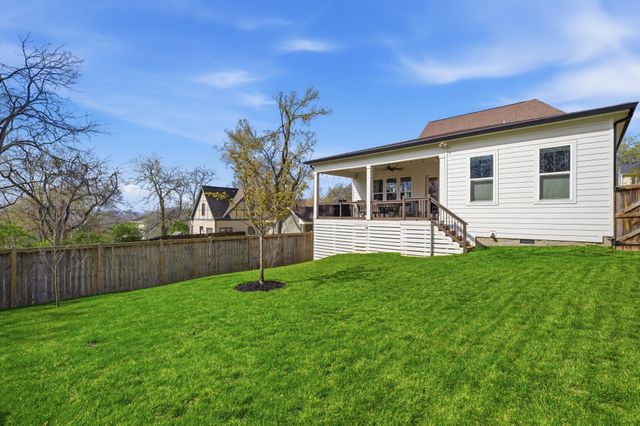 320 Chamberlin St, Nashville, TN 37209