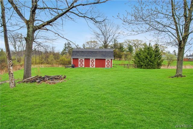 94 Westwood Road, Lancaster, NY 14086