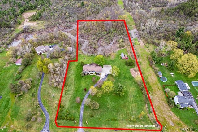 94 Westwood Road, Lancaster, NY 14086