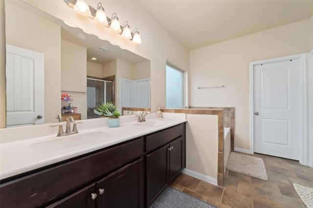 13306 Enchanted Way Drive, Montgomery, TX 77356