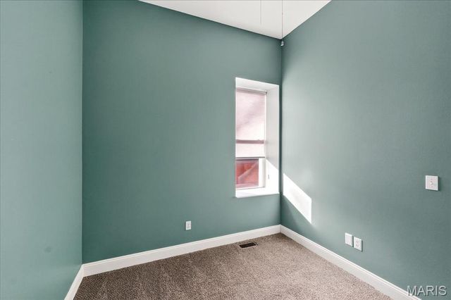 2844 Pennsylvania Avenue, St Louis, MO 63118