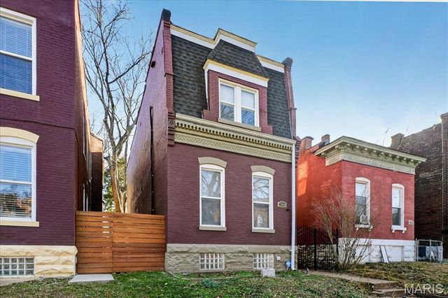 2844 Pennsylvania Avenue, St Louis, MO 63118