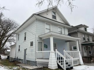 425/425.5 N Butler Boulevard, Lansing, MI 48915