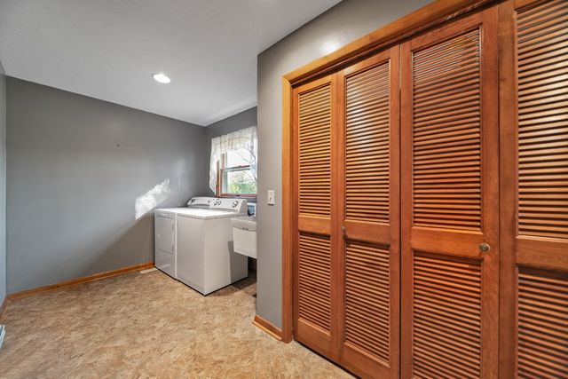 707 PINE TREE Drive, Girard, PA 16417