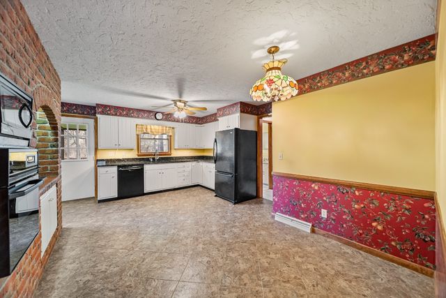 707 PINE TREE Drive, Girard, PA 16417