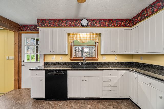 707 PINE TREE Drive, Girard, PA 16417