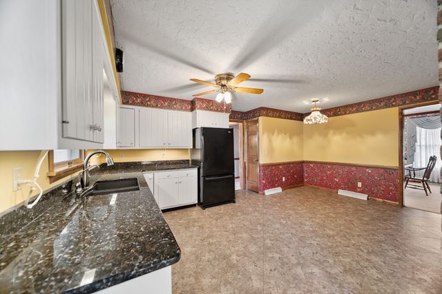 707 PINE TREE Drive, Girard, PA 16417