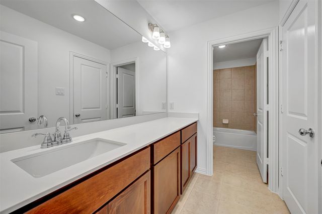 2913 Classical Drive, Denton, TX 76226