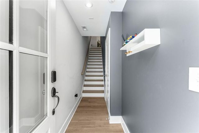 167 Color SE Circle, Atlanta, GA 30317