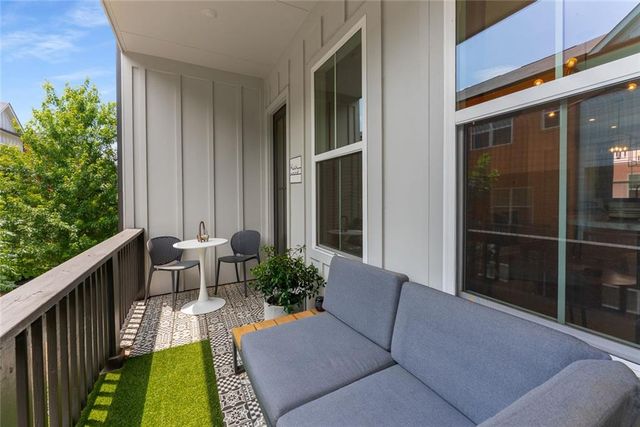 167 Color SE Circle, Atlanta, GA 30317