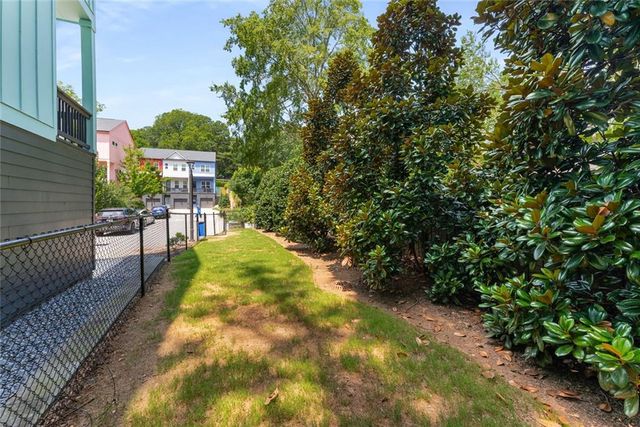 167 Color SE Circle, Atlanta, GA 30317