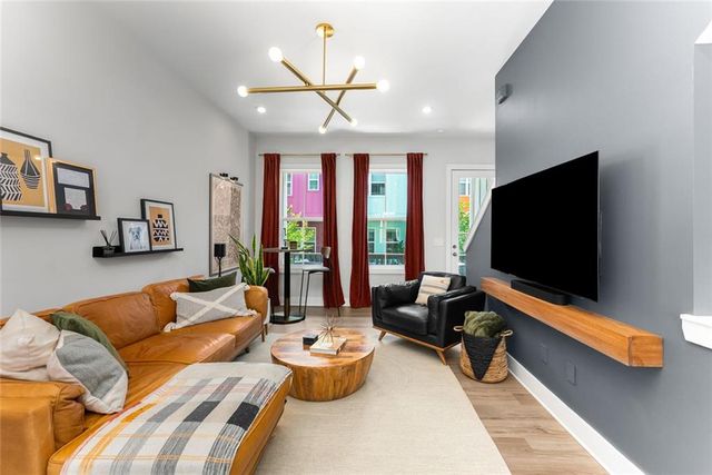 167 Color SE Circle, Atlanta, GA 30317