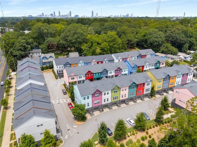 167 Color SE Circle, Atlanta, GA 30317