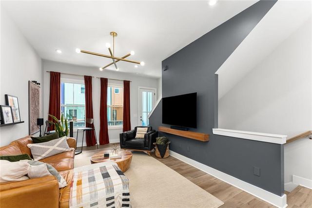 167 Color SE Circle, Atlanta, GA 30317