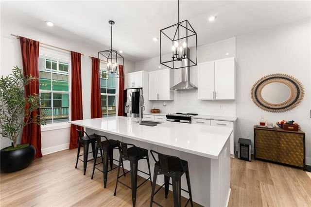 167 Color SE Circle, Atlanta, GA 30317