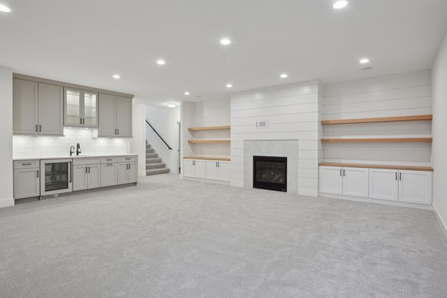 5825 Zenith Avenue S, Edina, MN 55410