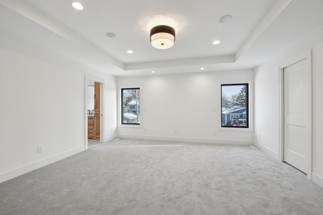 5825 Zenith Avenue S, Edina, MN 55410