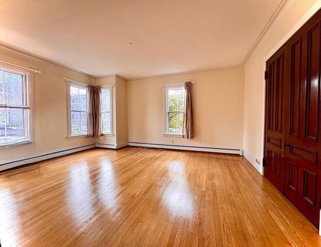 209 Walnut Street 1, Newton, MA 02460