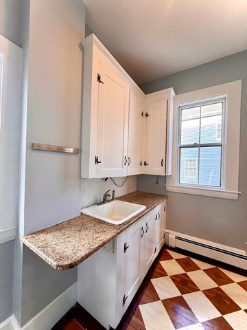 209 Walnut Street 1, Newton, MA 02460