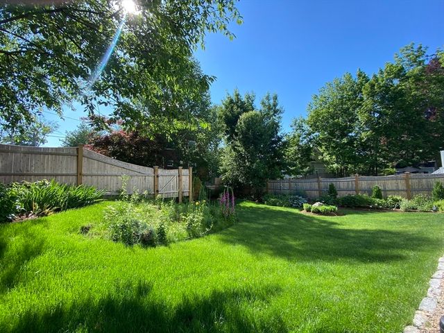 209 Walnut Street 1, Newton, MA 02460