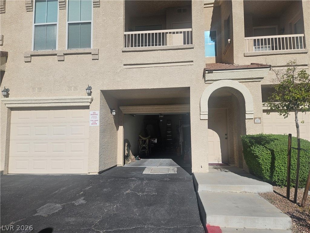 10550 West Alexander Road 1007, Las Vegas, NV 89129 — photo 2