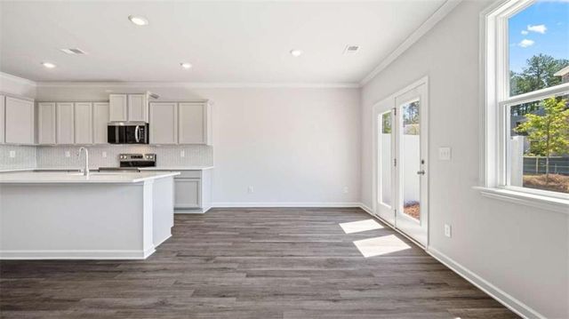 224 Sound Circle, Stockbridge, GA 30281