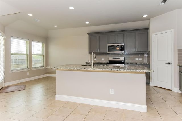 309 Peachtree Lane, Princeton, TX 75407