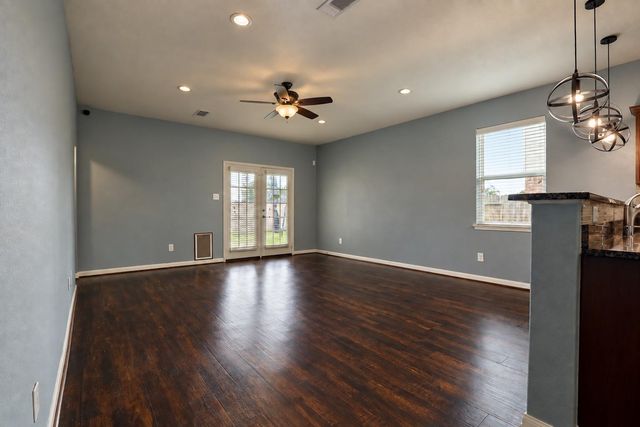 1634 Pink Stone Drive, Rosharon, TX 77583