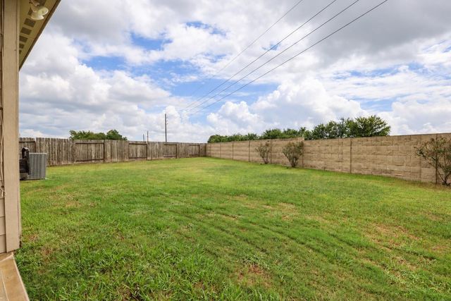 1634 Pink Stone Drive, Rosharon, TX 77583