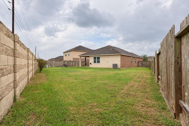 1634 Pink Stone Drive, Rosharon, TX 77583