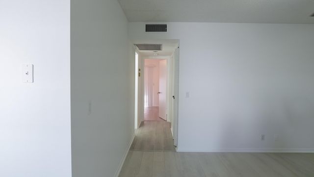 400 SW 134th Way 302f, Pembroke Pines, FL 33027