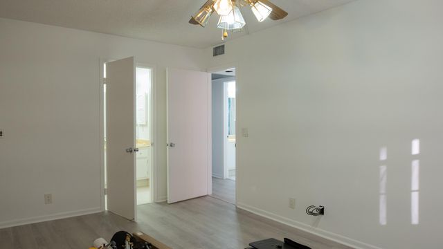 400 SW 134th Way 302f, Pembroke Pines, FL 33027